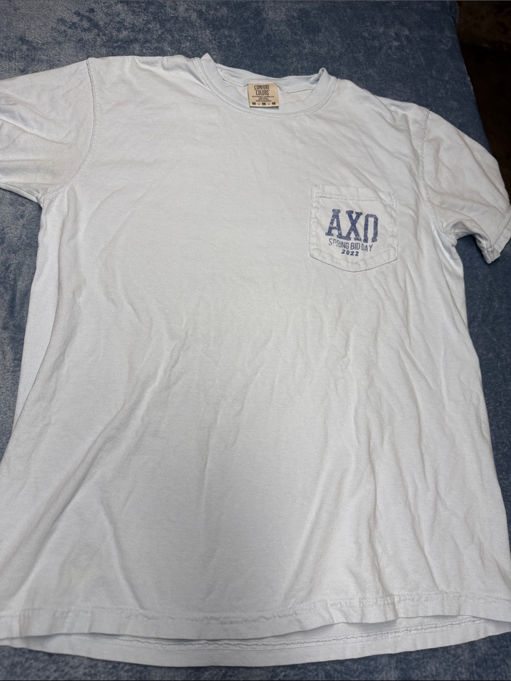Comfort Colors White University of Kentucky Graphic Tee with Blue and Gold Print - Picture 2 of 3